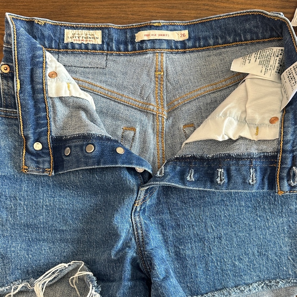 Levi's Distressed “ Ribcage” Denim Shorts - Picture 3 of 3
